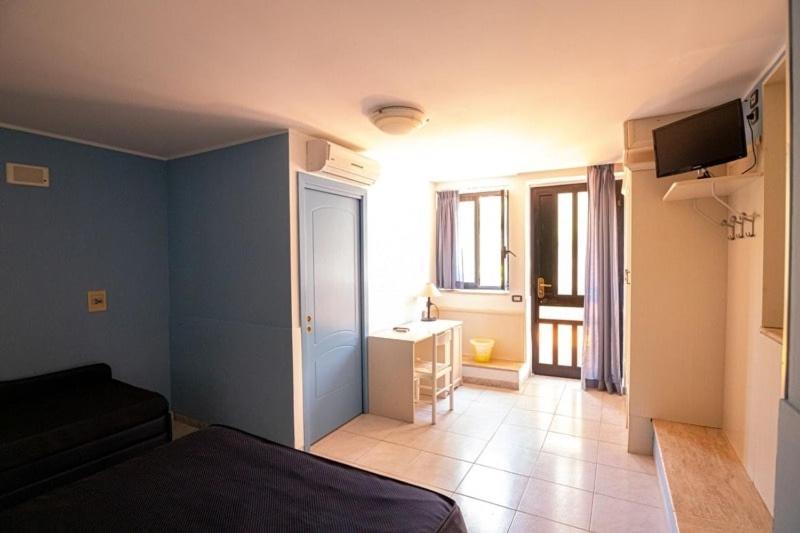 Hotel La Sorgente Hs Пестум Экстерьер фото